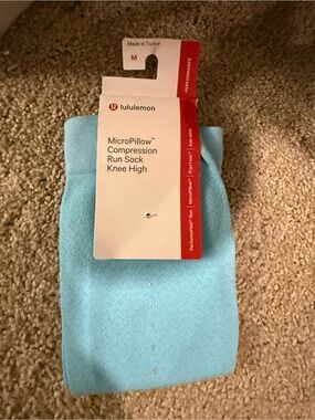 lululemon athletica MicroPillow Compression Run Sock — Sky Blue